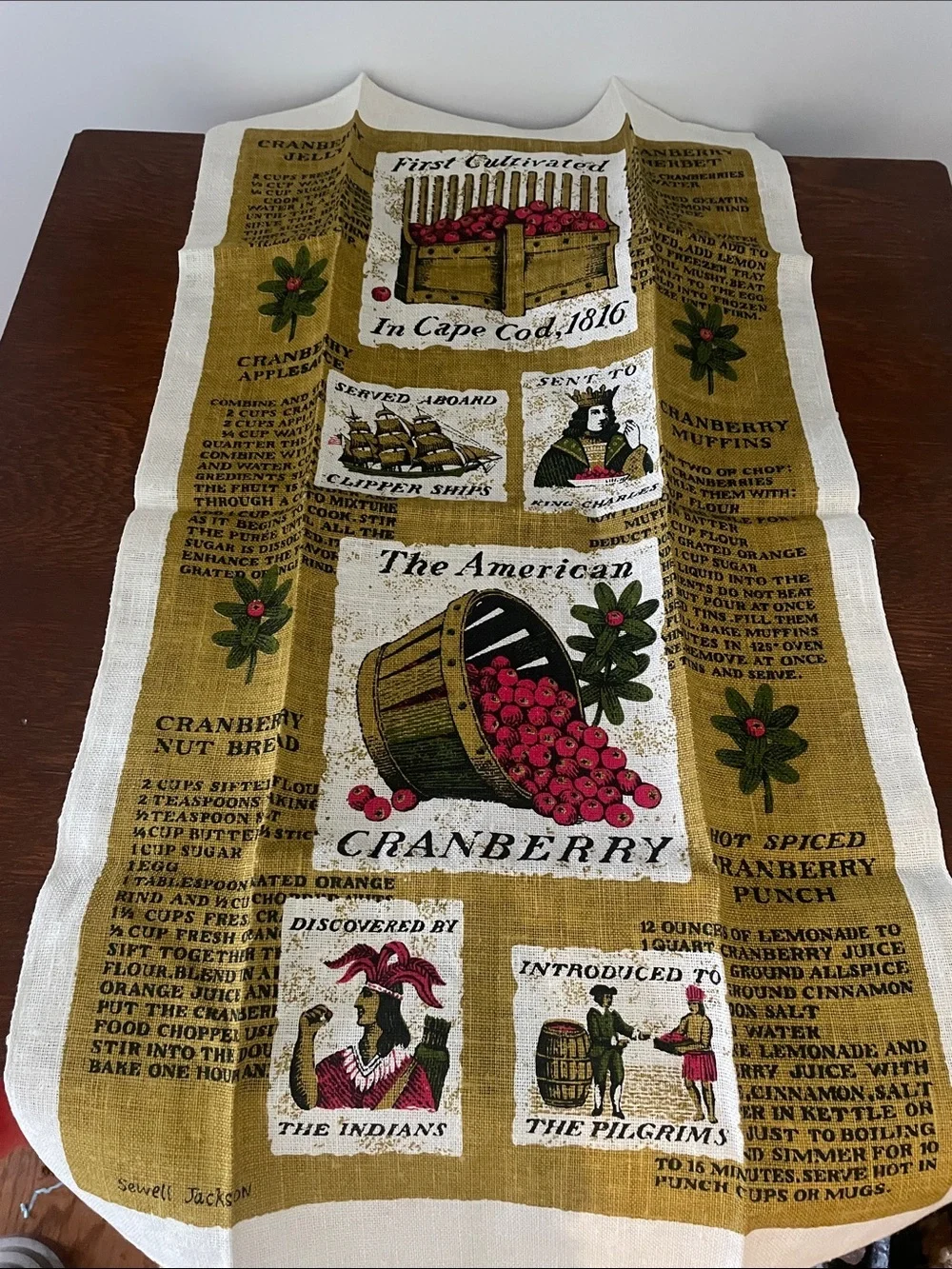 Linen tea towel vintage like new - history of the cranberry
